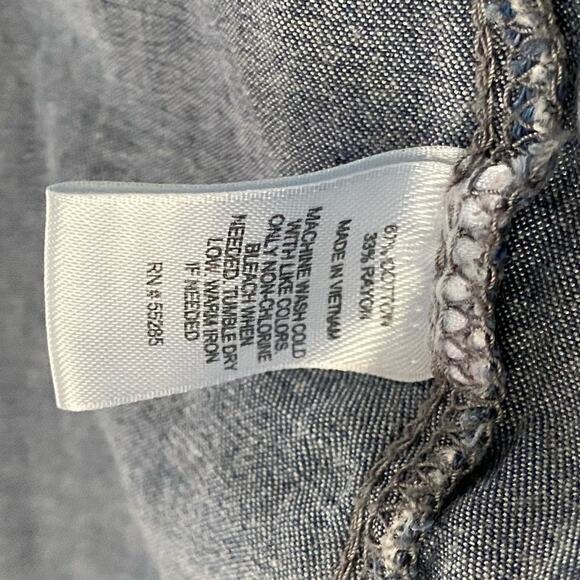 NWOT Express Chambray Button Down - Picture 8 of 9